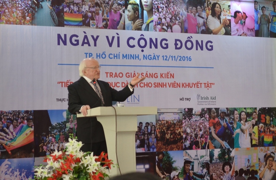 Tổng thống Ireland: “Mong cả xã hội có tiếng nói chung vì con người!” - 2
Theo Tổng thống Michael D. Higgins, chúng ta phải dẹp bỏ bất đồng để cùng ngồi lại trao đổi, thống nhất tầm nhìn, giúp xã hội phát triển bền vững và giúp cuộc sống của chính chúng ta tốt đẹp hơn.