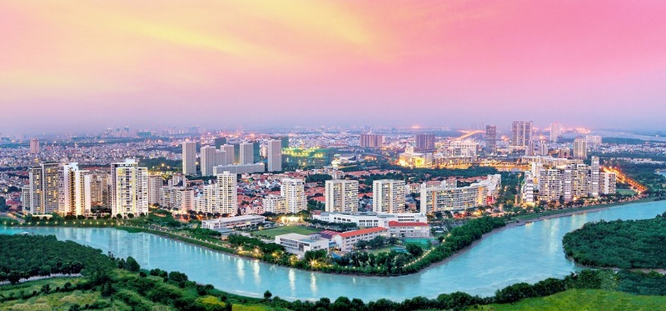 Khu Nam thành phố có hạ tầng lõi là khu đô thị Phú Mỹ Hưng và trục đại lộ Nguyễn Văn Linh rộng 120m làm nền tảng cho sự phát triển cũng như cung cấp dịch vụ, hạ tầng