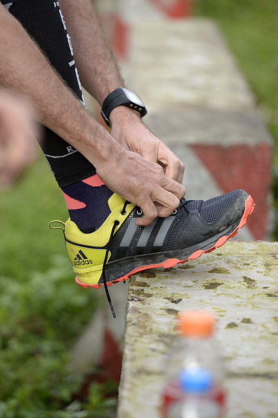 
Việc chuẩn bị giầy thật tốt là điều vô cùng cần thiết cho các vận động viên chạy cung đường dài và hiểm trở.
