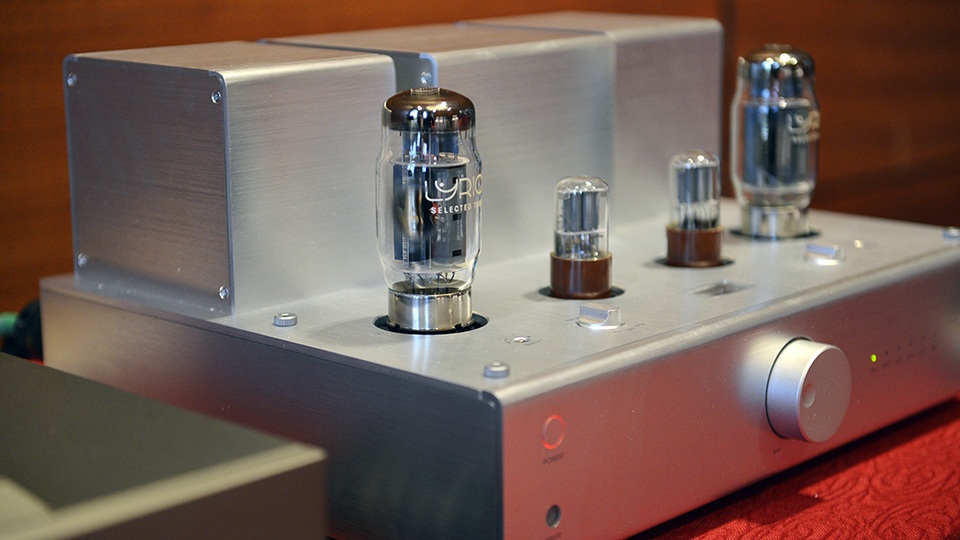 
Những bộ ampli đèn tinh tế
