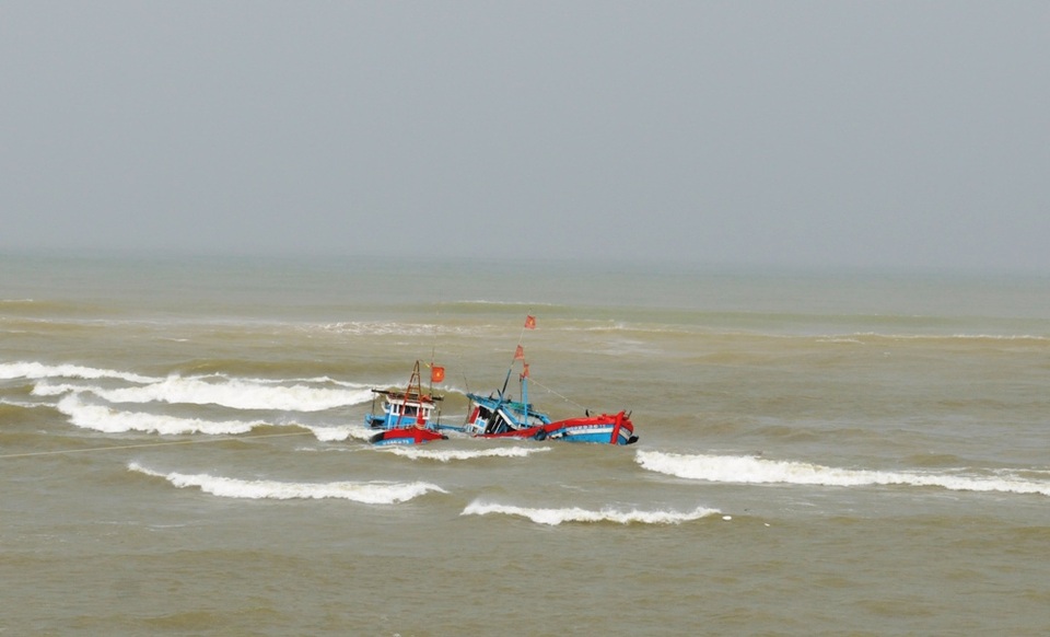 Tàu cá Quảng Ngãi bị nạn trên biển (ảnh minh họa)