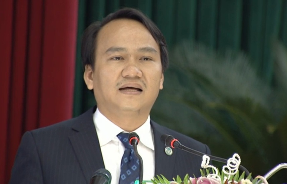 “Kinh tế như chân ga, còn văn hóa như cái phanh xe ô tô” - 4 Ông Nguyễn Đình Vĩnh - GĐ Sở GD-ĐT Đà Nẵng: Sẽ tiến tới dạy thêm học thêm tập trung tại trường học