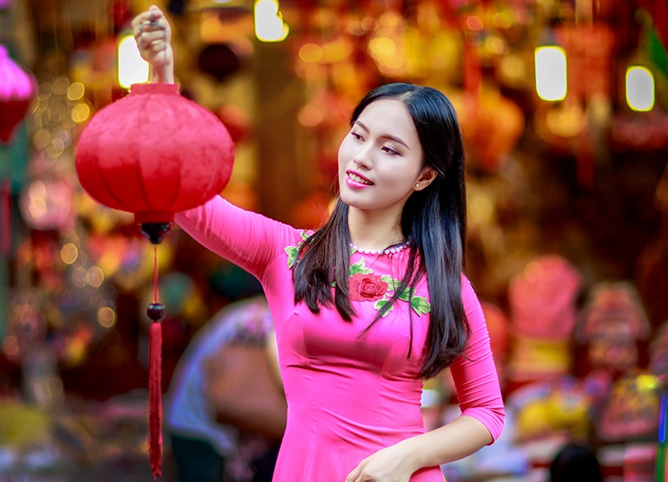 Nữ Bí thư chi đoàn xinh đẹp, nổi bật trên phố Trung thu - 8 Nữ Bí thư chi đoàn xinh đẹp, nổi bật trên phố Trung thu - 8