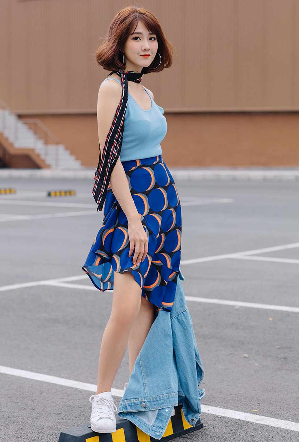 Cô cho biết, hiện cô đang học thêm về nghề MC và diễn viên với hi vọng là trong tương lai sẽ có duyên với nghiệp diễn nhiều hơn.