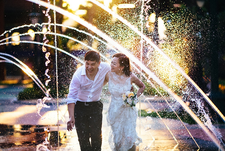 Ảnh cưới lãng mạn của cặp đôi "tỏ tình và cầu hôn 2 trong 1" - 10 Cuộc sống chung đôi hạnh phúc và viên mãn của cặp đôi tuổi băm