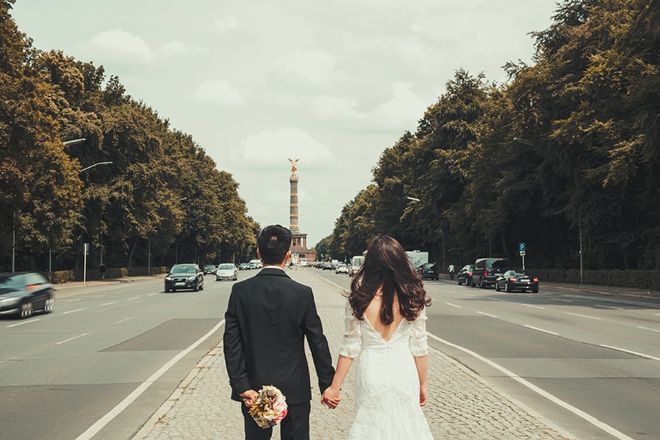 Ảnh cưới lãng mạn ở Berlin của cặp đôi Việt kiều Đức - 15 Ảnh cưới lãng mạn ở Berlin của cặp đôi Việt kiều Đức - 15