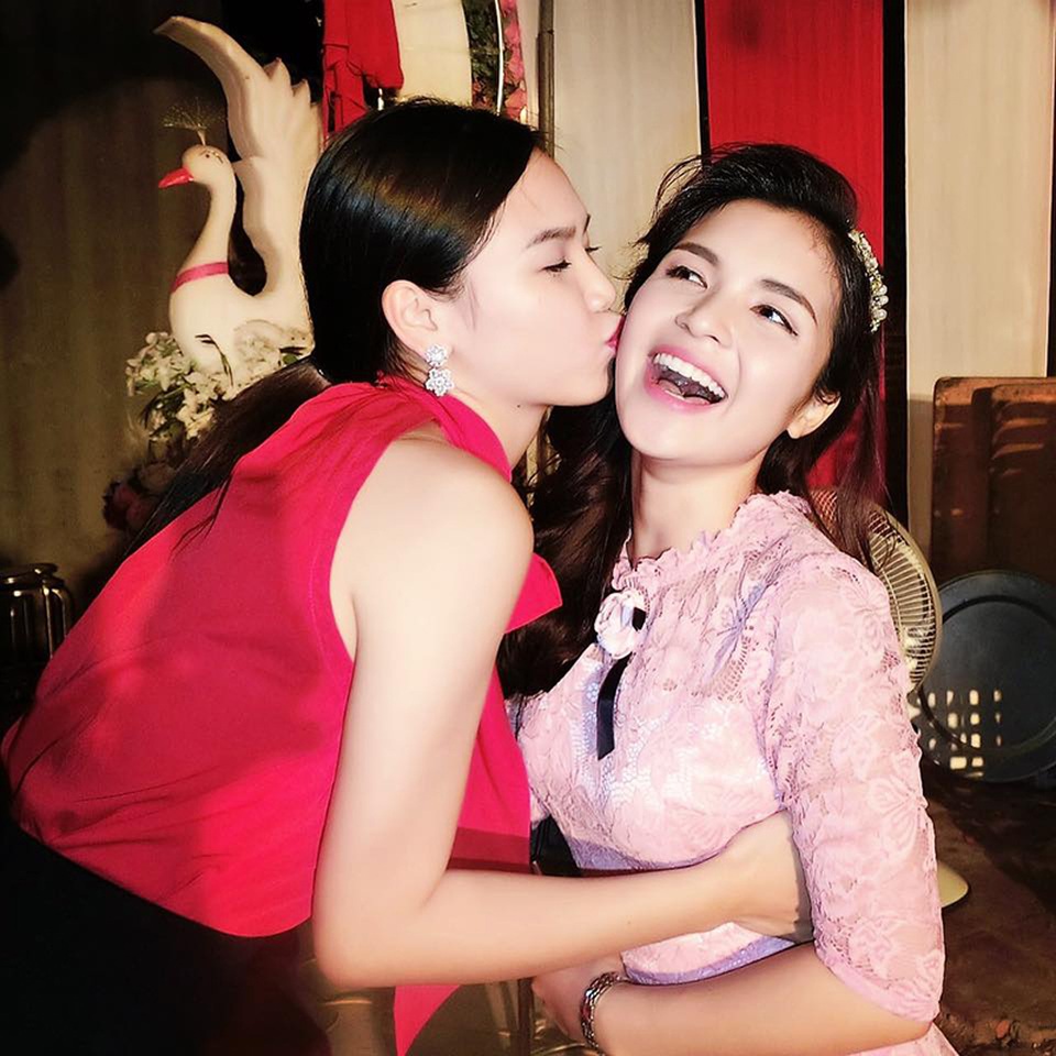 Dàn hoa khôi, mỹ nhân tưng bừng dự đám cưới MC "Chị Kính Hồng" xinh đẹp - 9 Dàn hoa khôi, mỹ nhân tưng bừng dự đám cưới MC "Chị Kính Hồng" xinh đẹp - 9