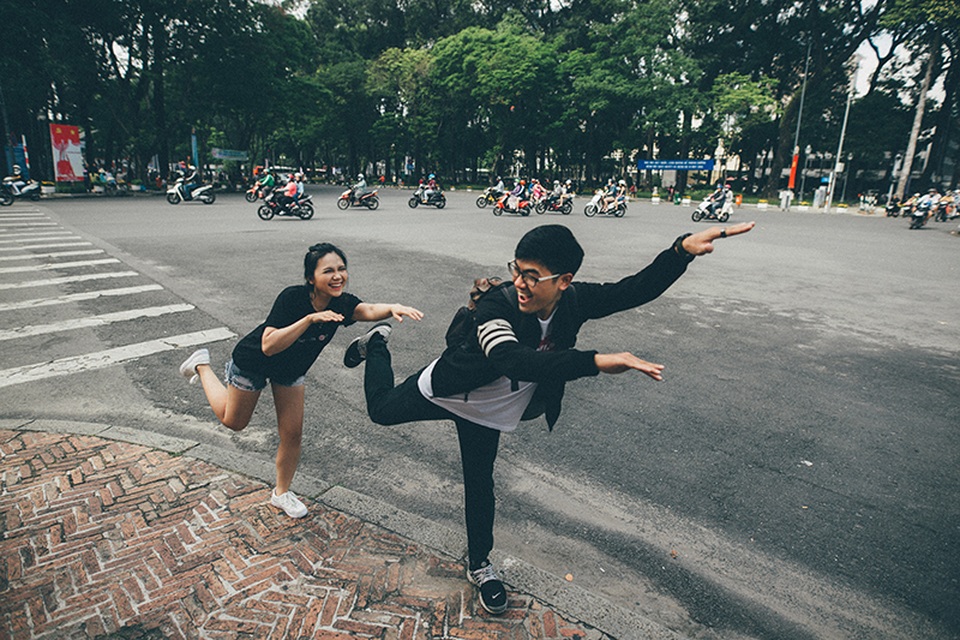 “Tình yêu thời ông bà ta” hài hước, xúc động qua ảnh của cặp đôi 9x - 16 Papapa parapa … Papapa parapa … Papapa parapa