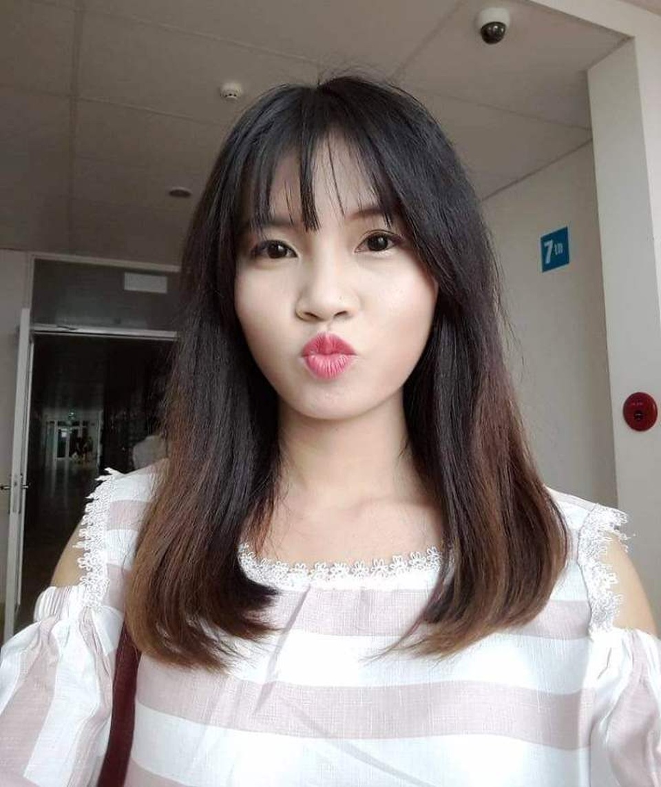 Túi nilon đựng xăng bốc cháy sau va chạm, một người tử vong - 2 Thanh Hằng từ cô gái rất xinh xắn vừa tốt nghiệp đại học giờ...