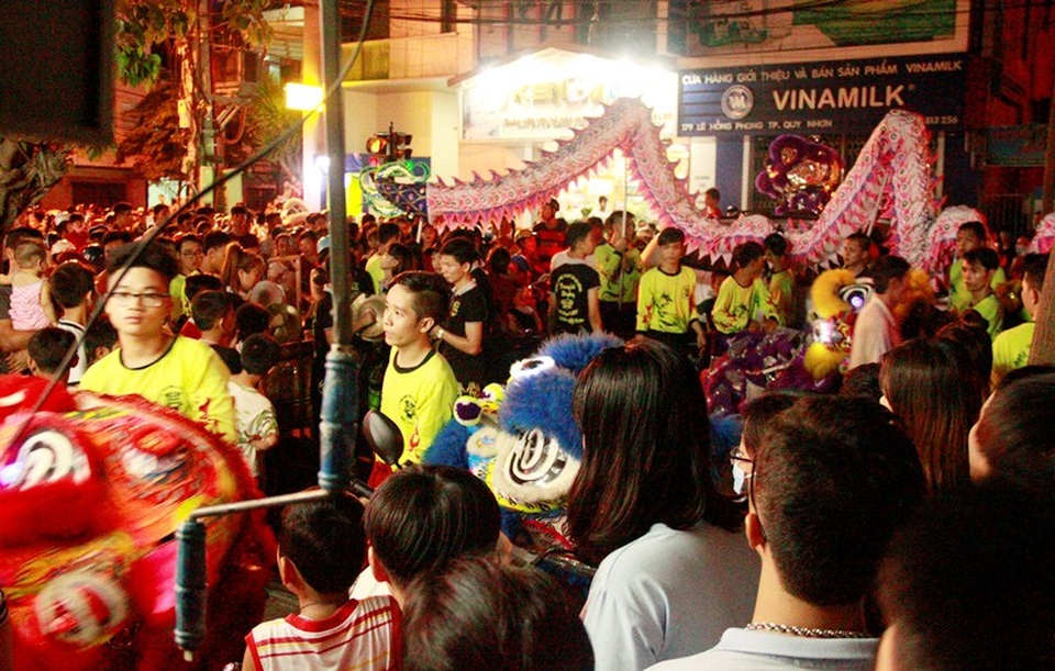 Đường Lê Hồng Phong giao với Tăng Bạt Hổ cũng bị ách tắc cục bộ