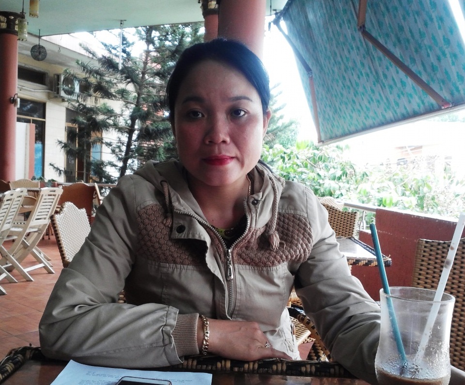 Nghi án tẩu tán tài sản né thi hành án: Bị đơn lên tiếng! - 1 Bà Lần nói không vay tiền của ông Hùng và cho rằng thẩm phán phiên tòa thụ lý, giải quyết vụ việc không kỷ lưỡng