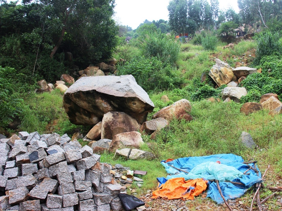 ống chờ vận chuyển đi tiêu thụ