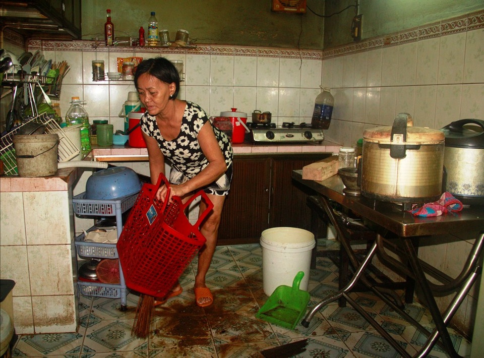 Bà Đức trở tay không kịp vì mưa quá lớn, nước lũ xuống quá nhanh