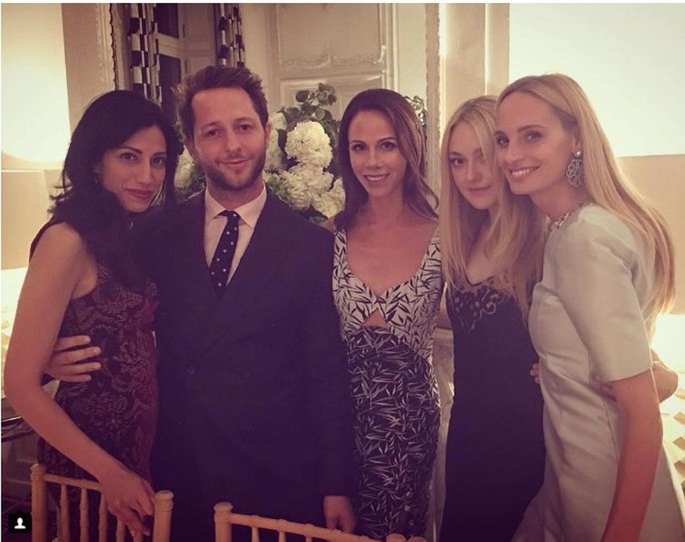 Bức ảnh chụp Barbara Bush (chính giữa) trong buổi gây quỹ của ứng viên đảng Dân chủ Hillary Clinton. (Ảnh: Instagram)