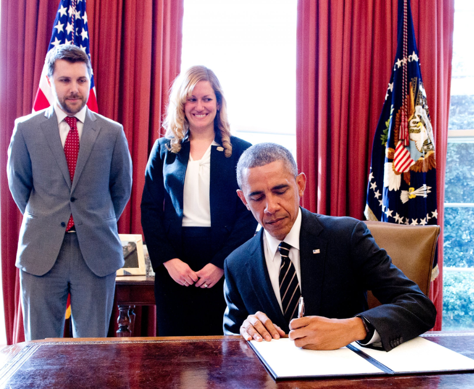 Tổng thống Obama và các cộng sự tại Nhà Trắng (Ảnh: BI)