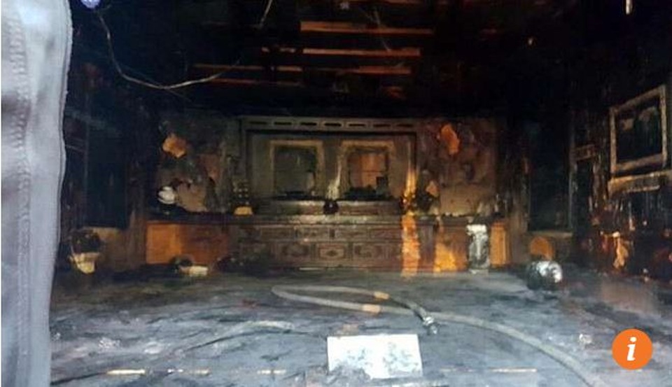 Bên trong nhà tưởng niệm của cố Tổng thống Park Chung-hee sau khi bị phóng hỏa (Ảnh: SCMP)