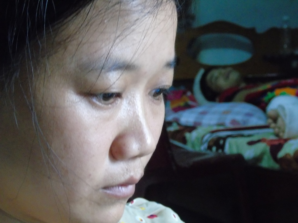 Trong suy nghĩ của người vợ nghèo vẫn luôn hy vọng sẽ có một phép màu cứu chồng chị qua cơn hoạn nạn, để anh không phải chịu đựng đau đớn