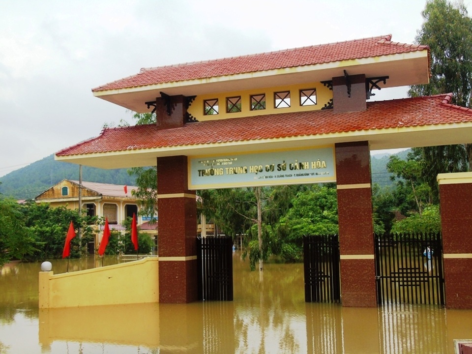 Những hình ảnh buốt lòng từ "tâm lũ" - 10 Những hình ảnh buốt lòng từ "tâm lũ" - 10