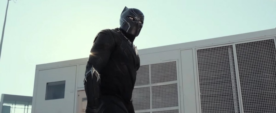 Nhân vật Báo Đen Black Panther của biệt đội Avengers cũng sẽ có một tập phim của riêng mình, ra mắt vào năm 2018.