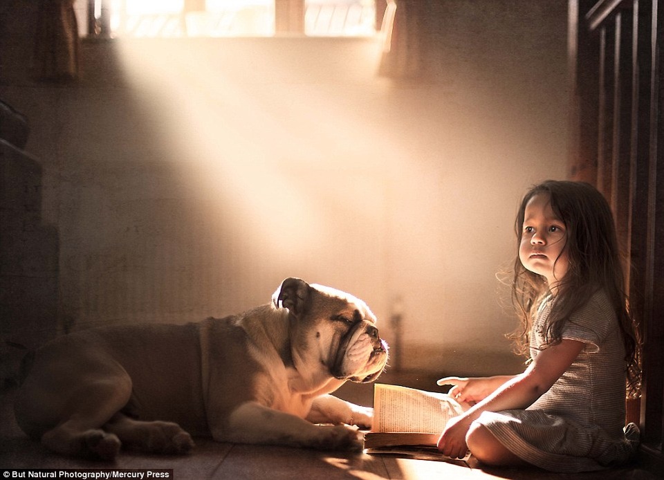 Chị Sujarta Setia đã cho thấy một khía cạnh chân thực ít biết của việc làm mẹ, bởi kỳ thực việc trở thành một người mẹ không diễn ra tự nhiên với tất cả mọi phụ nữ. Như trường hợp của chị, Sujarta Setia đã từng luôn cáu giận với con và với chính mình sau khi sinh nở.