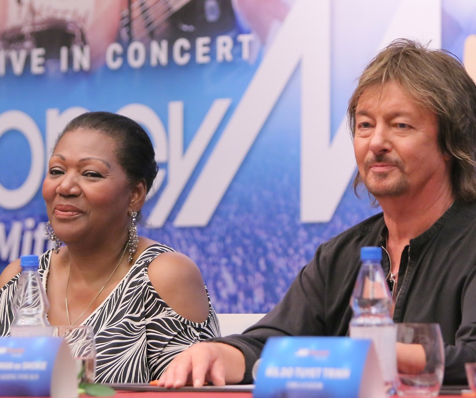 Sống lại ký ức với Boney M và Smokie - 1