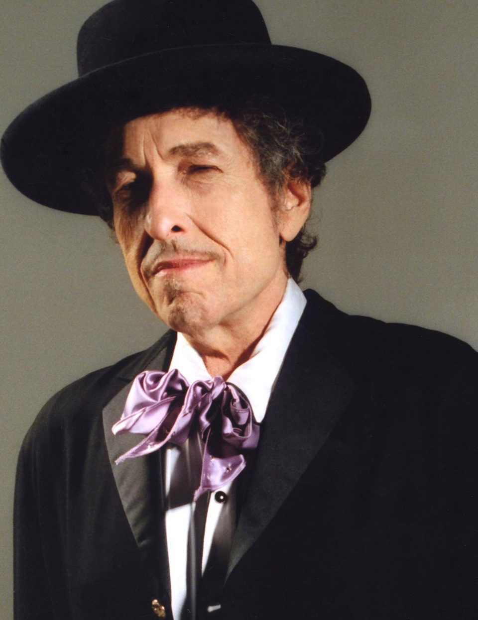 Bob Dylan “không buồn quan tâm” tới giải Nobel Văn học - 2 Bob Dylan “không buồn quan tâm” tới giải Nobel Văn học - 2