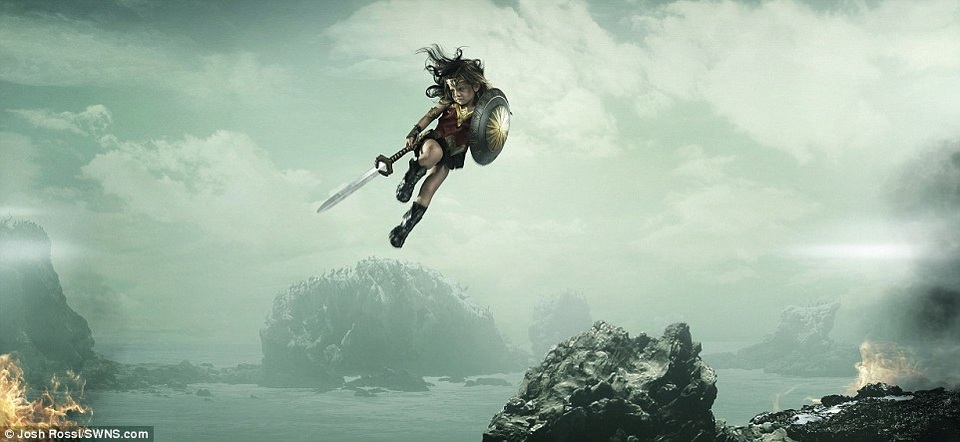 Mặc dù khá bận rộn với việc chuẩn bị đón thành viên mới ra đời, nhưng vợ chồng nhiếp ảnh gia Josh Russi vẫn không bỏ qua dịp sinh nhật 3 tuổi của cô con gái đầu lòng Nellee.