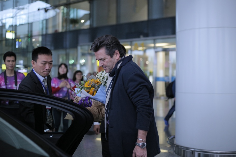 Thomas Anders đến Hà Nội trong sáng sớm mùa đông - 8