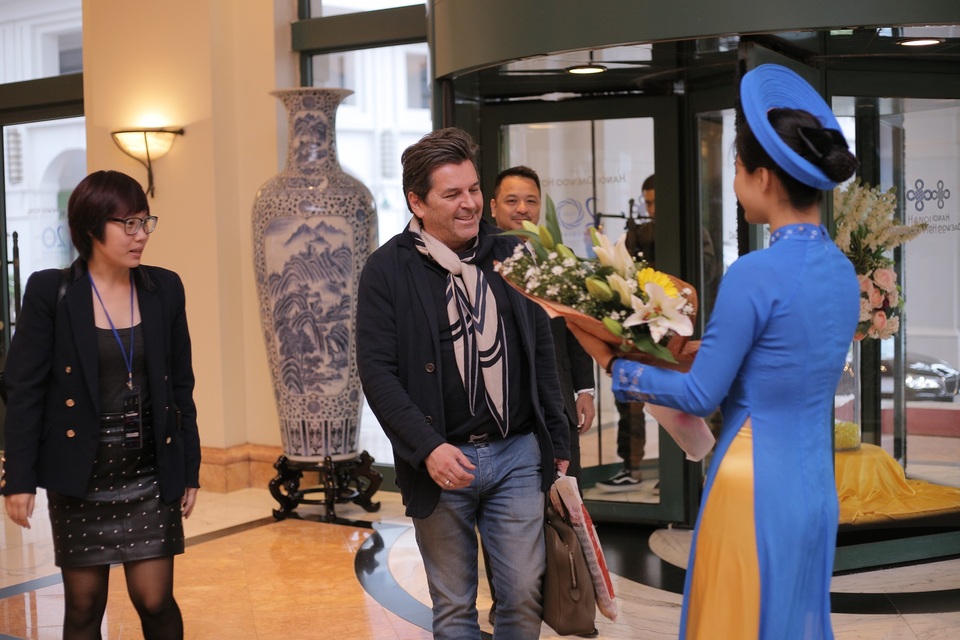 Thomas Anders đến Hà Nội trong sáng sớm mùa đông - 9