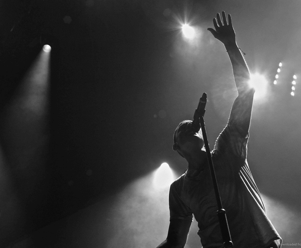 “Hiện tượng” Phạm Trần Phương và lịch sử của một chất giọng lạ - 1