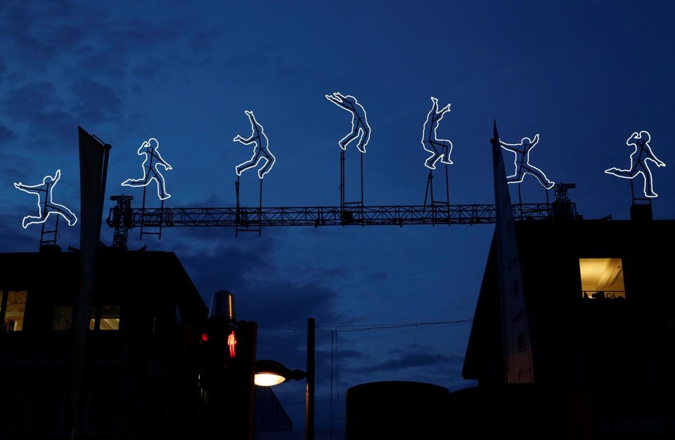 Sắp đặt nghệ thuật với ánh sáng được thực hiện trong khuôn khổ festival nghệ thuật ánh sáng Lausanne Lumieres đang diễn ra ở thành phố Lausanne, Thụy Sĩ.