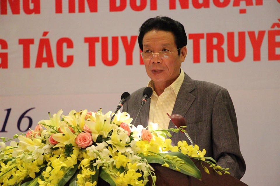 Thứ trưởng Bộ TT&TT Hoàng Vĩnh Bảo phát biểu tại Hội nghị...