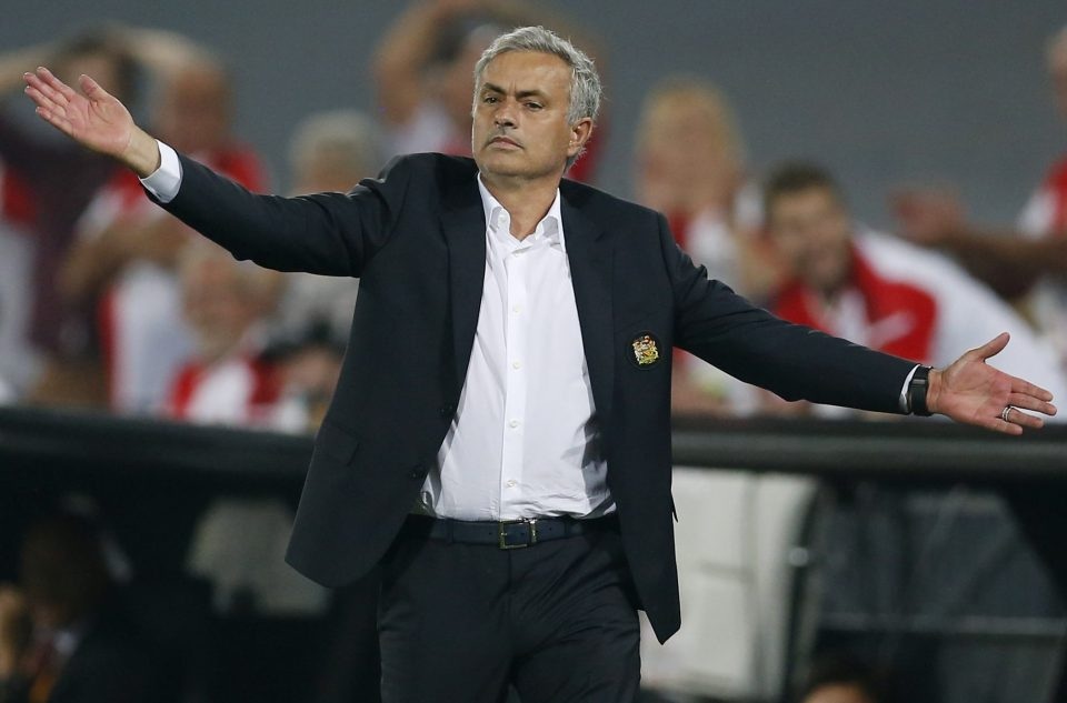 Khả năng Mourinho bị sa thải tăng cao