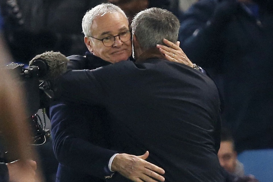 Mourinho và Ranieri: Từ ánh mắt hận thù tới… cái bắt tay - 2 Họ đã và đang dành cho nhau tình cảm tốt đẹp