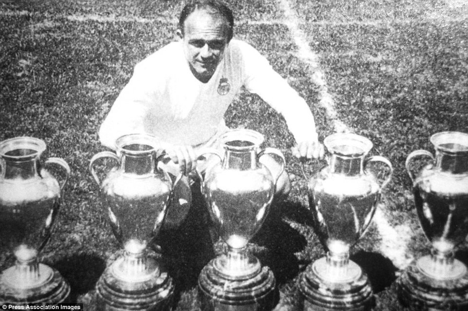 Đội hình vĩ đại nhất lịch sử của cố huyền thoại Johan Cruyff - 3 Cố huyền thoại Di Stefano góp công lớn giúp Real Madrid giành 5 cup C1
