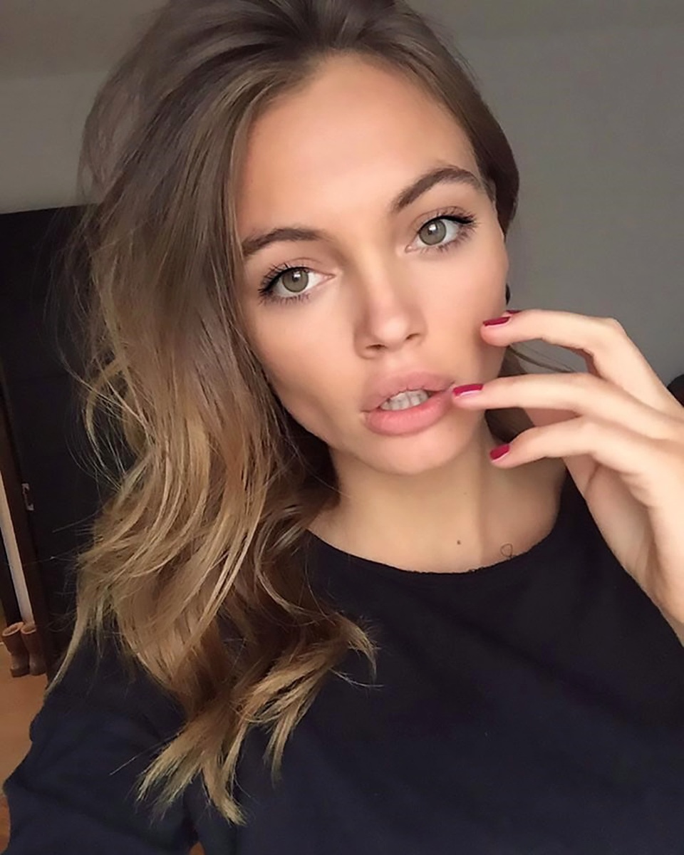 “Bản sao” của Irina Shayk không thể chinh phục được C.Ronaldo - 5 “Bản sao” của Irina Shayk không thể chinh phục được C.Ronaldo - 5