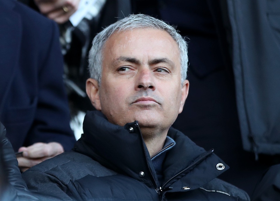 HLV Mourinho không hài lòng với bộ phận y tế của MU