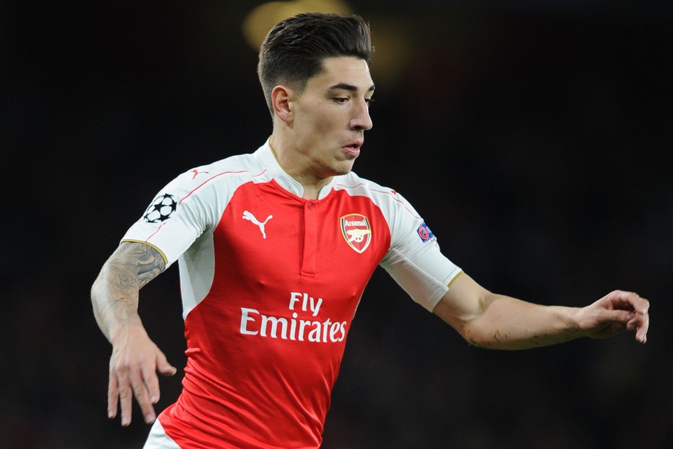 Arsenal nhận tin dữ trước thềm đại chiến với MU - 1 Arsenal không có sự phục vụ của Bellerin ở trận đấu gặp MU