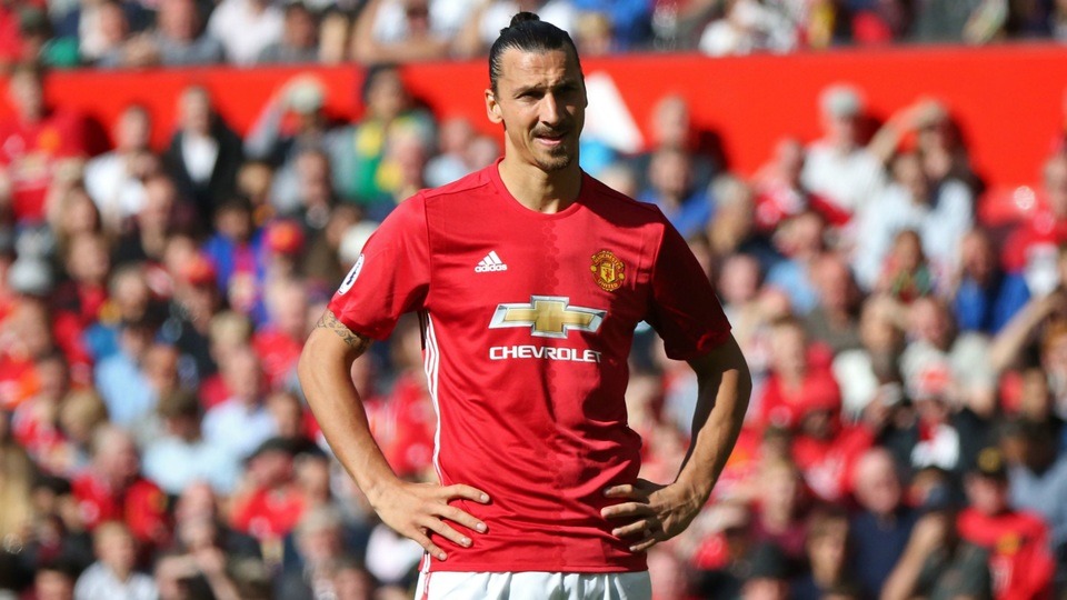 Ibrahimovic bị treo giò trong trận đấu với Arsenal