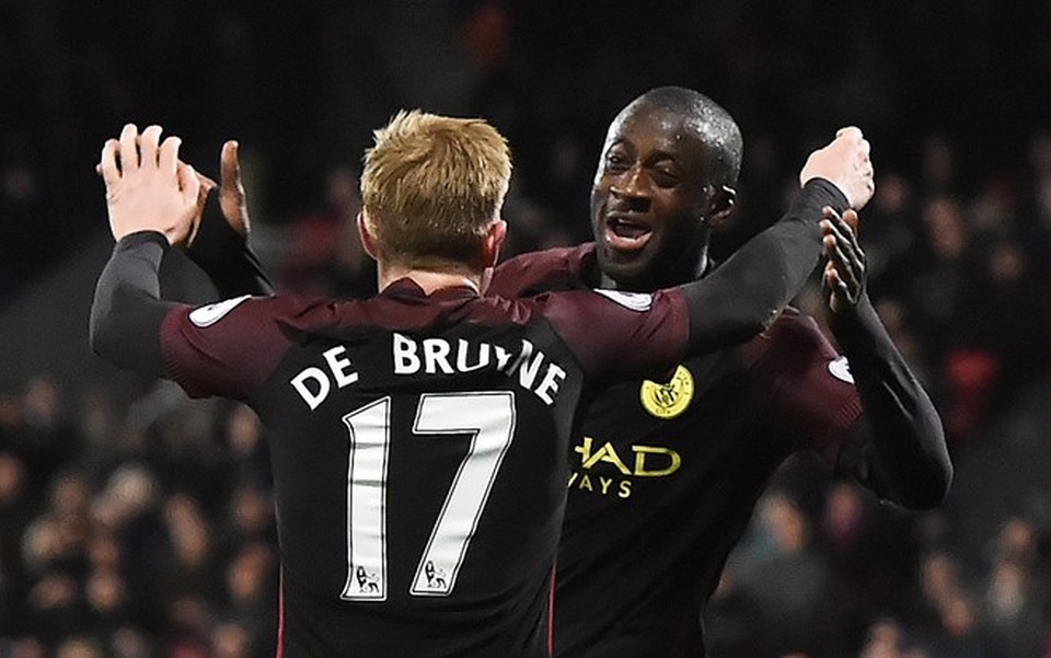 Toure trở lại ấn tượng với cú đúp vào lưới Crystal Palace