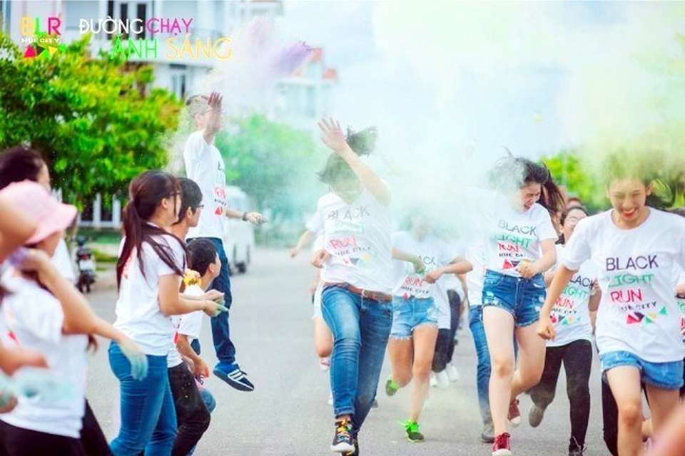 Lần đầu có “Đường chạy ánh sáng” dành cho giới trẻ Huế - 1 Lần đầu có “Đường chạy ánh sáng” dành cho giới trẻ Huế - 1
