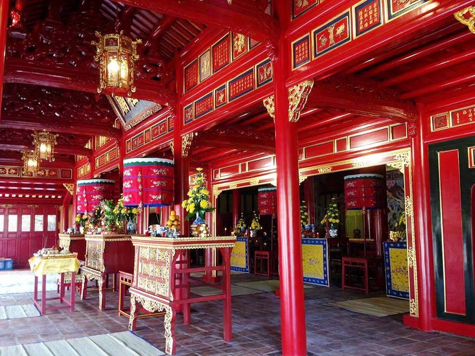 Hoàn thành tu bổ 1 trong 5 miếu thờ quan trọng của triều Nguyễn - 6 Phần nội thất của miếu thờ vị chúa đầu tiên nhà Nguyễn