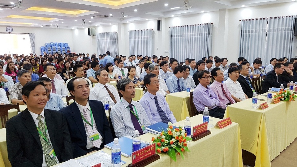 Trường đại học đầu tiên ở Huế thực hiện đánh giá ngoài - 1 Khai mạc Đợt khảo sát chính thức phục vụ đánh giá ngoài trường Đại học Nông lâm (Đại học Huế).