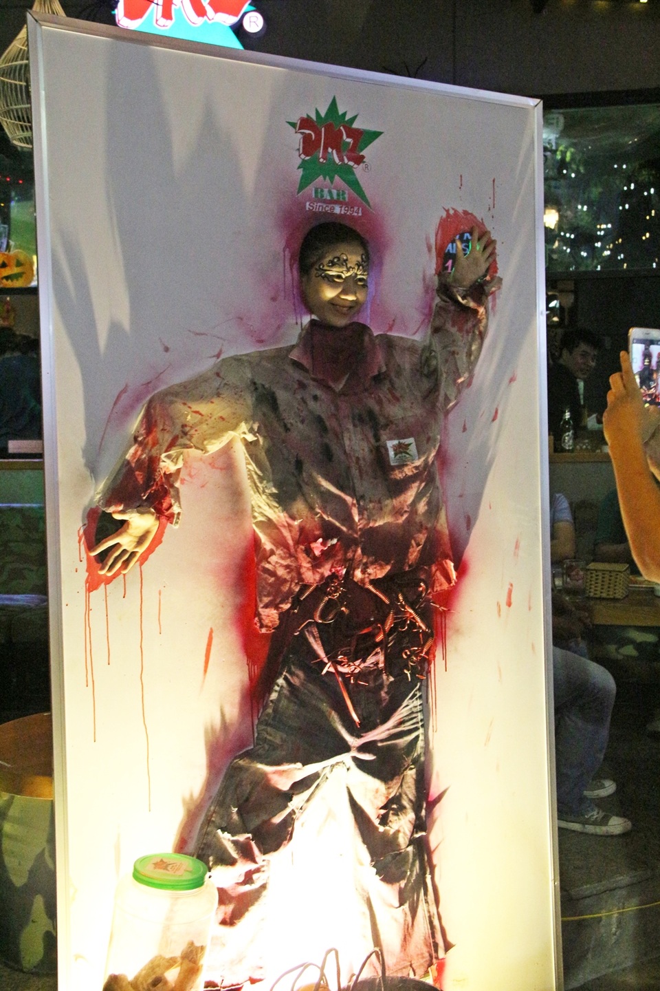 Chụp ảnh với khung hình rùng rợn như thật