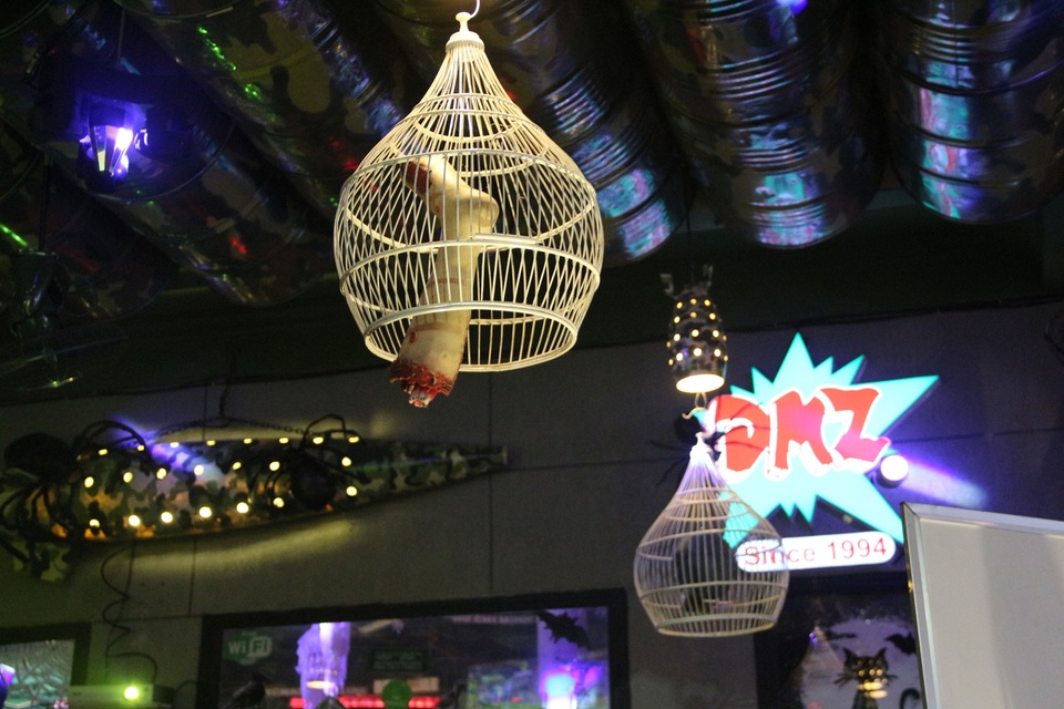 Huế: Phố Tây sôi động cùng lễ hội hóa trang Halloween - 4