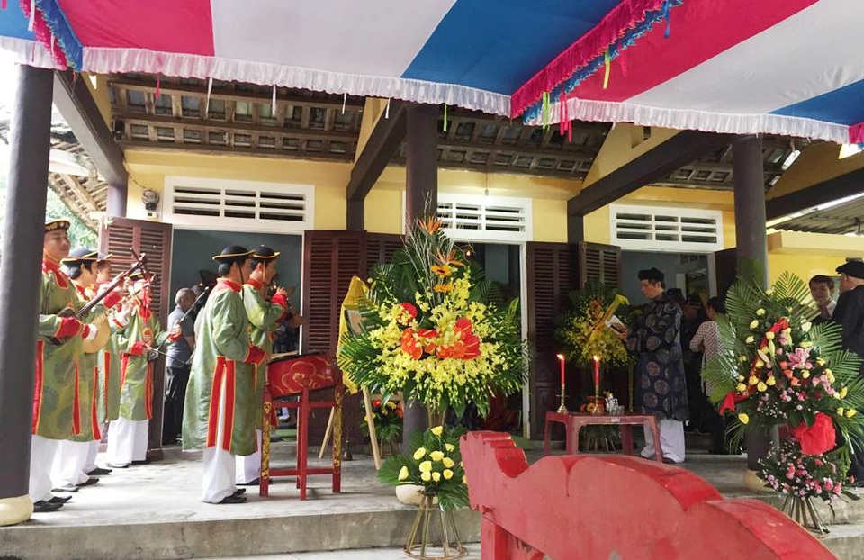 Kỵ vua Hiệp Hòa theo nghi thức cung đình Huế xưa (ảnh: Sơn Nguyễn)