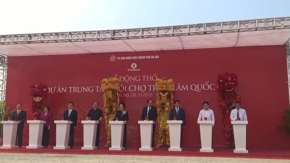 Động thổ xây dựng Trung tâm Triển lãm lớn nhất châu Á tại Hà Nội - 1 Dự án Trung tâm Hội chợ Triển lãm Quốc gia mới chính thức được xây dựng, dự kiến công trình này sẽ hoàn thành vào quý IV năm 2018.