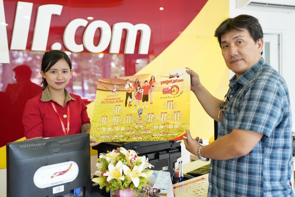 Hành khách hào hứng với lịch thi đấu World Cup 2018 trên máy bay - 8 Hành khách hào hứng với lịch thi đấu World Cup 2018 trên máy bay - 8