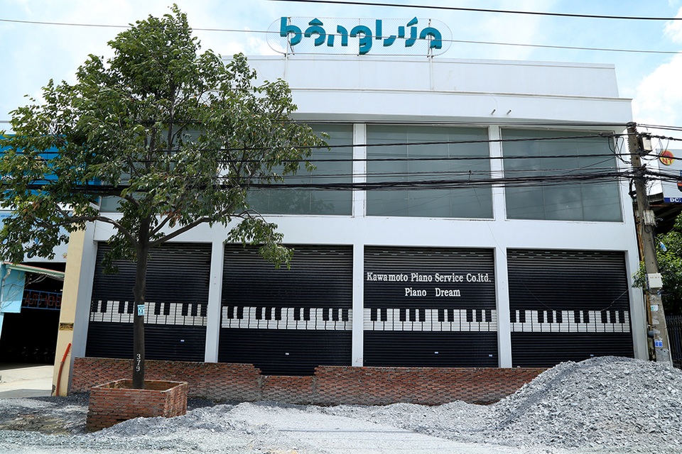 Hàng chục doanh nghiệp đóng cửa vì nhà thành “hầm” - 5 Hàng chục doanh nghiệp đóng cửa vì nhà thành “hầm” - 5