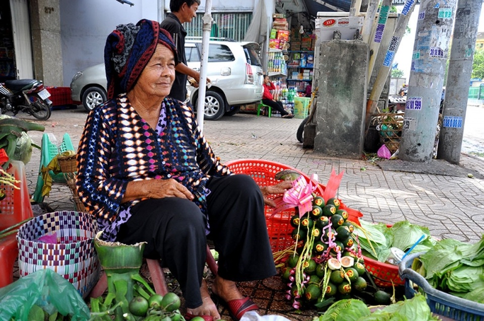 Chợ tình duyên của những...lão bà - 4 Bà Út lo lắng một ngày không xa, chợ tình duyên sẽ mai một, chỉ còn trong dĩ vãng